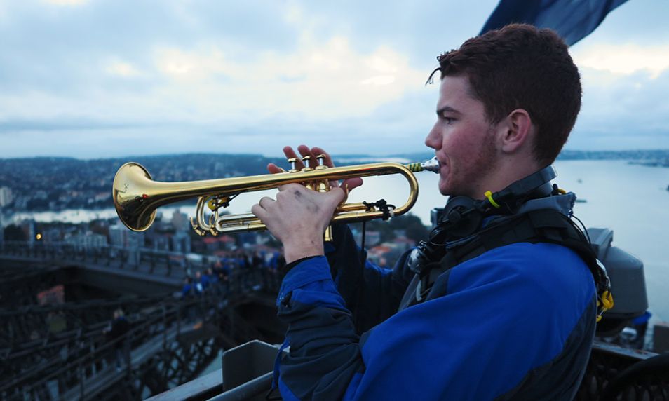 Anzac Day on the Sydney Harbour Bridge
