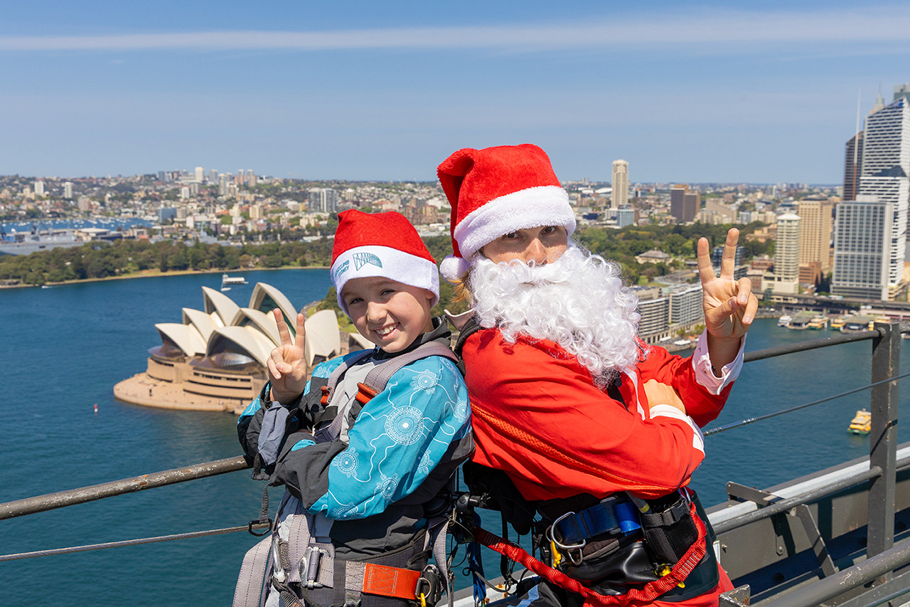 Santa_Gallery_1280_Cool.jpg BridgeClimb Santa at the Summit