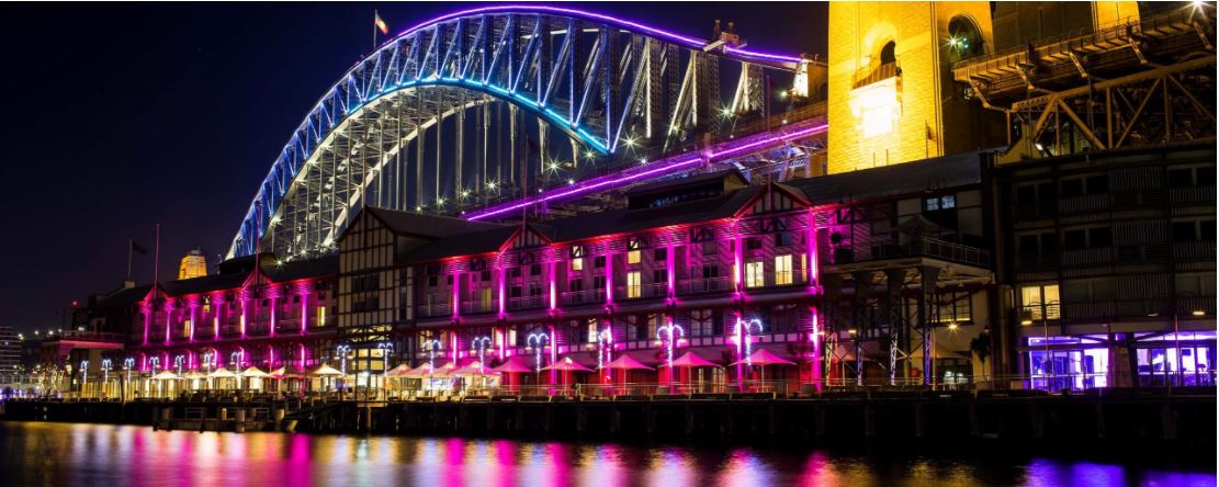 Vivid hotel package
