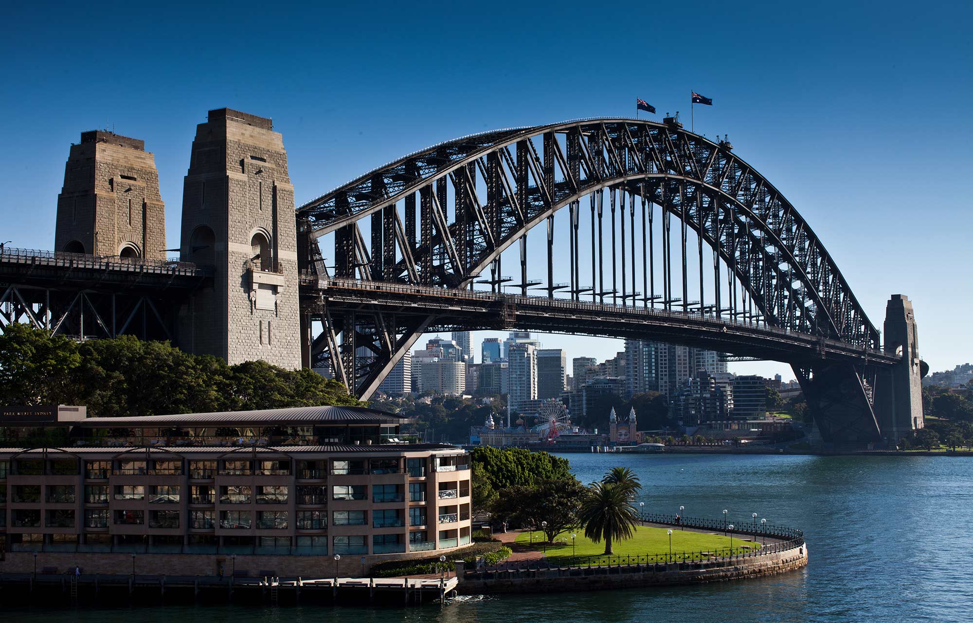 Sydney Ure Smith | Sydney Harbour Bridge | MutualArt