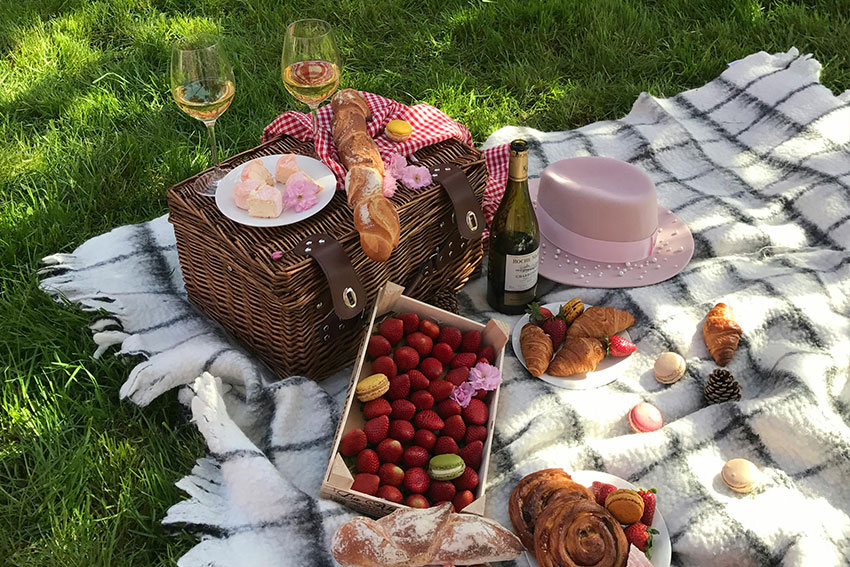 MothersDay-picnic.jpg Mother's Day ideas in Sydney
